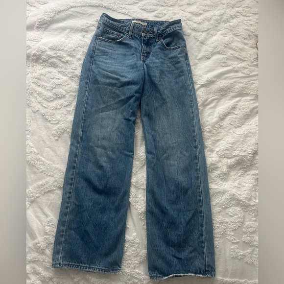 Levi’s Low Loose jean size 24x30 - Picture 3 of 5